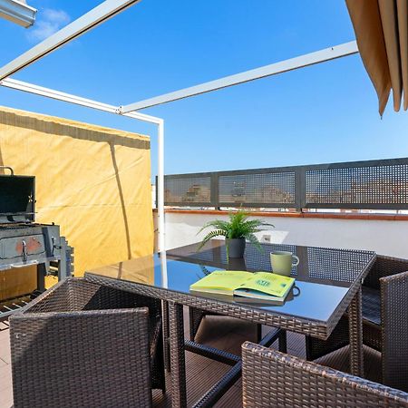 Apartamento Fridays Flats Bright & Breezy Barcelona Exterior foto